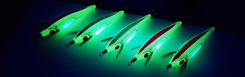 DTD White Killer Bukva 2.5 Ultimate Squid Jig 70 mm 9.9 gr Kalamar Zokası RED