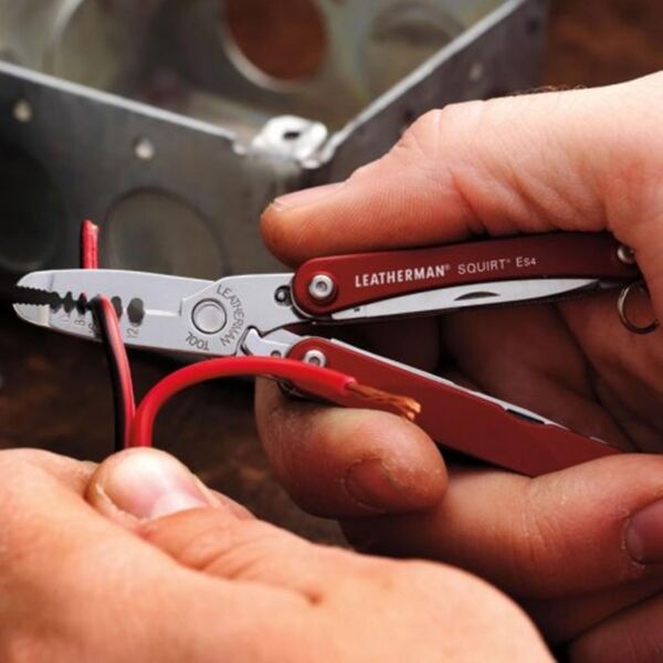 Leatherman Squirt ES4 Multi Tool KIRMIZI