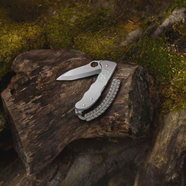 Victorinox 0.9415.M26 Hunter Pro Alox Örme Kordonlu Gümüş Çakı (Hediye Kutulu)