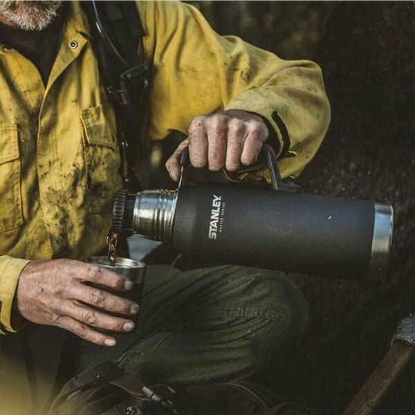 Stanley Master Vakumlu Termos 1,3 Lt SİYAH