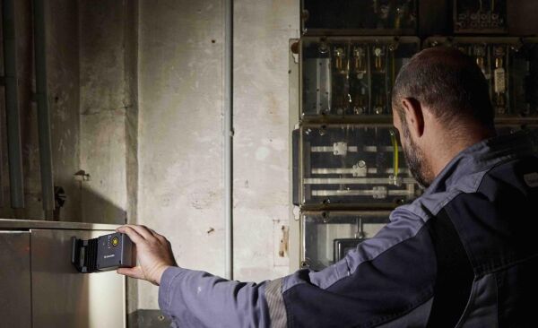 Ledlenser iF3R Fener