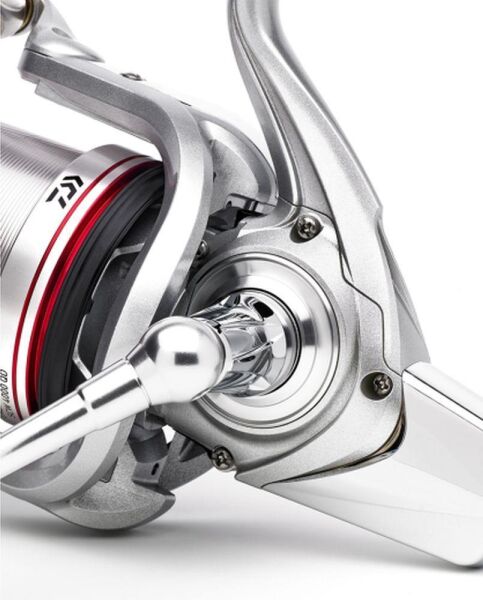 Daiwa Emblem 45 SCW 4000 QD Surf Olta Makinesi