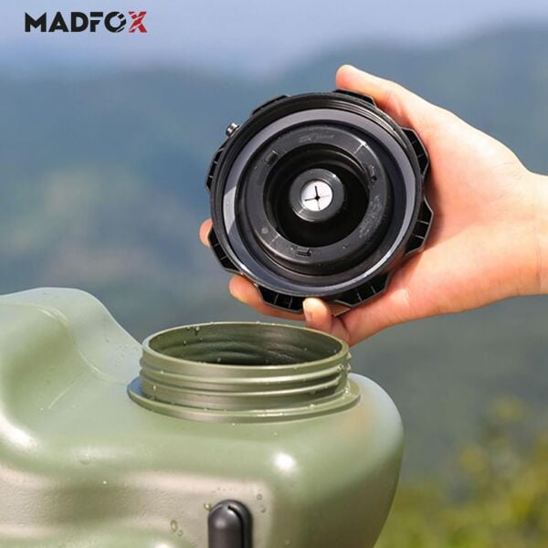 Madfox Galon Air PE Tekerlekli Musluklu Su Bidonu 28 Litre