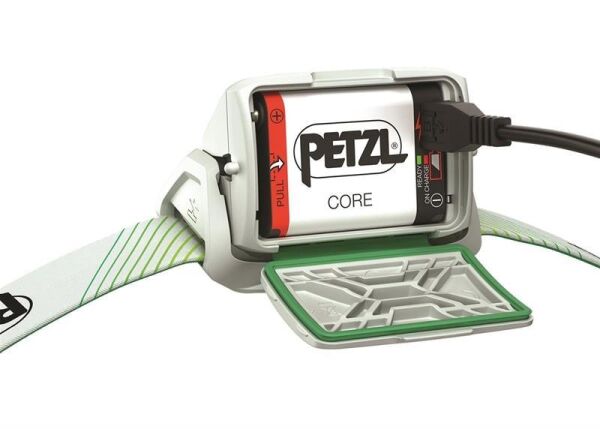 Petzl Actik Core Kafa Feneri [600 Lümen] YEŞİL