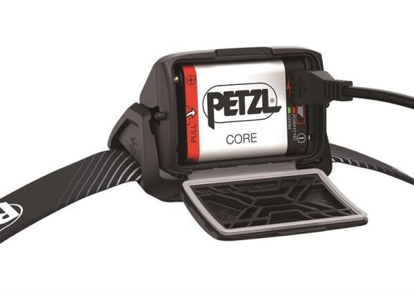 Petzl Actik Core Kafa Feneri [600 Lümen] GRİ