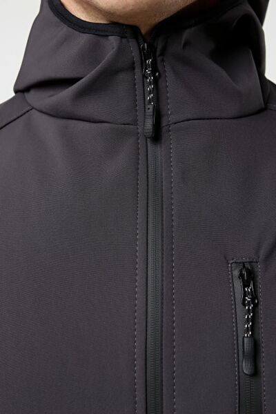 North Trace Outrack Erkek Softshell Mont Füme - XL