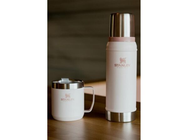 Stanley Legendary Klasik Vakumlu Termos 0,75 Lt AÇIK PEMBE