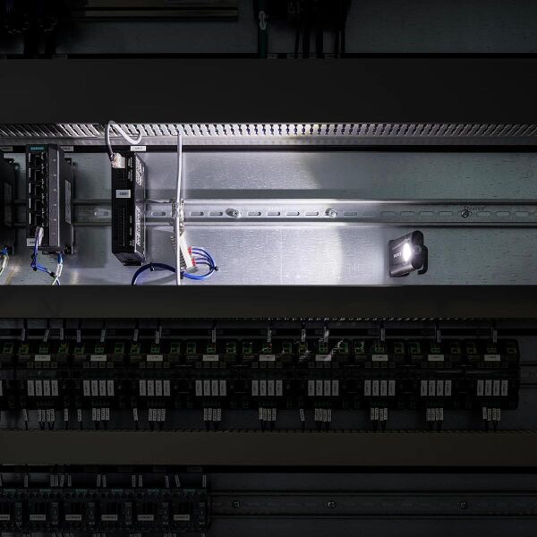 Ledlenser iF2R Çalışma Feneri