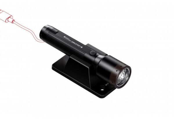 Ledlenser P6R Core El Feneri