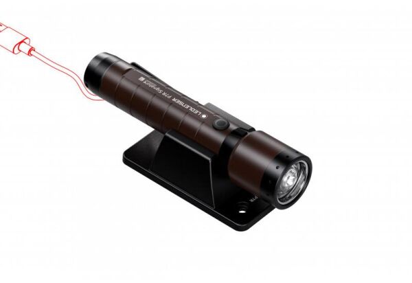 Ledlenser P7R Signature El Feneri