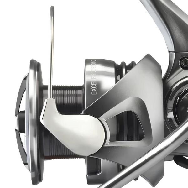 Daiwa Exceler 23 LT4000D-CXH Makara