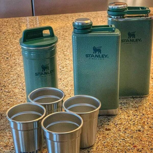 Stanley Adventure Çelik Shot Bardak ve Matara Seti YEŞİL
