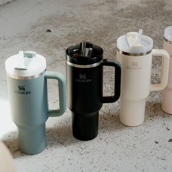 Stanley Quencher H2.O FlowState Tumbler Pipetli Termos Bardak 1.18 Lt