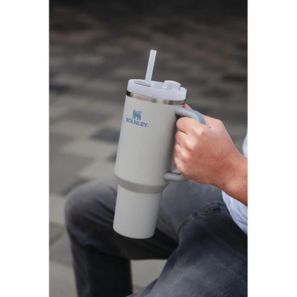 Stanley Quencher H2.O FlowState Tumbler Pipetli Termos Bardak 1.18 Lt Açık Gri