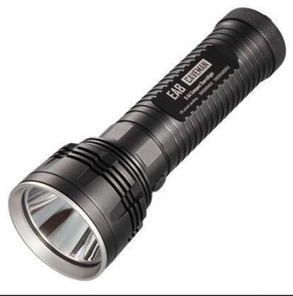 Nitecore EA8 900 Lümen El Feneri
