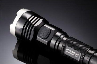 Nitecore P16 960 Lümen El Feneri (1x18650)