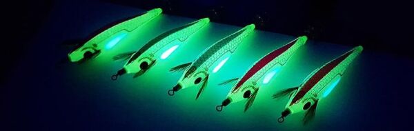 DTD White Killer Bukva 2.5 Ultimate Squid Jig 70 mm 9.9 gr Kalamar Zokası PİNK