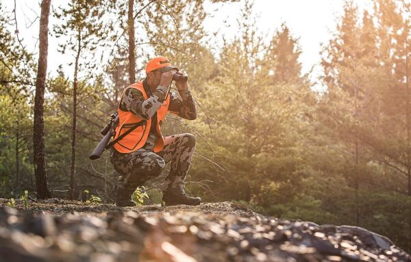 Bushnell 8x42 Su Powerwiev El Dürbünü