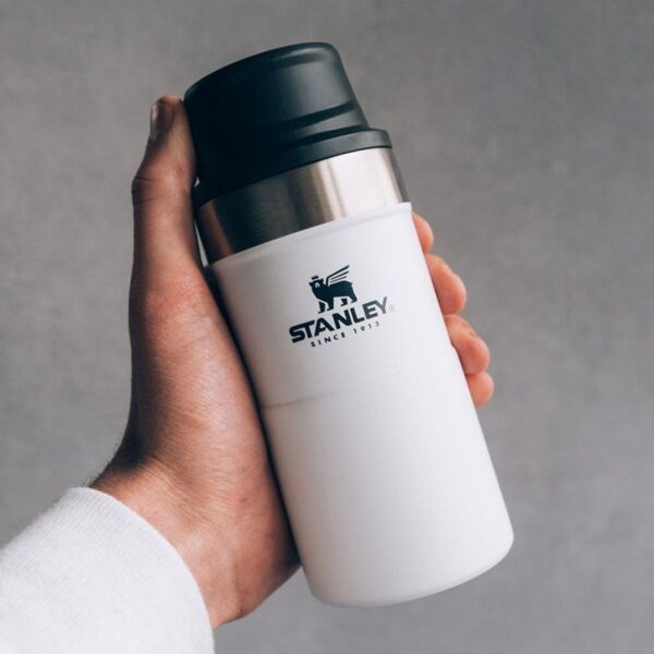 Stanley Klasik Trigger-Action Termos Bardak 0.25 LT BEYAZ