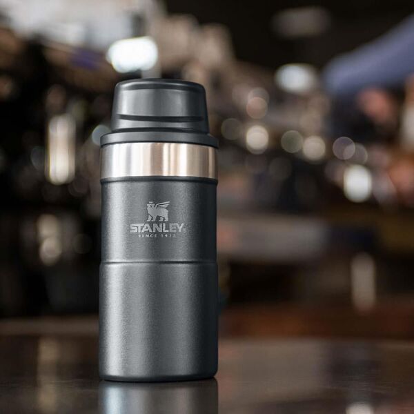 Stanley Klasik Trigger-Action Termos Bardak 0.25 LT SİYAH