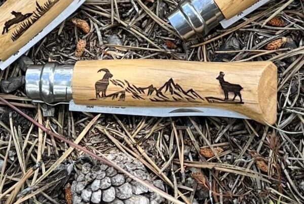 Opinel Inox No 8 Meşe Saplı Keçi Desenli Paslanmaz Çelik Çakı