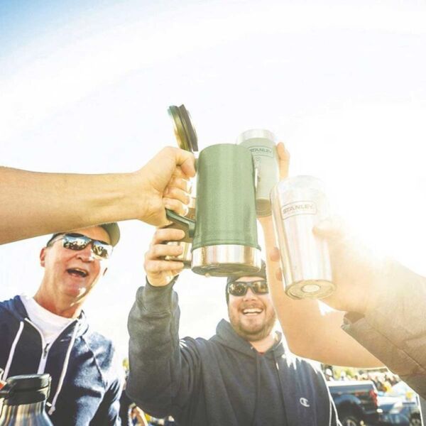 Stanley Klasik Vakumlu Termos Bardak 0,70 Lt YEŞİL