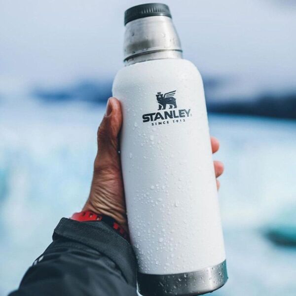 Stanley Adventure Vakumlu Termos 0,739 ml BEYAZ