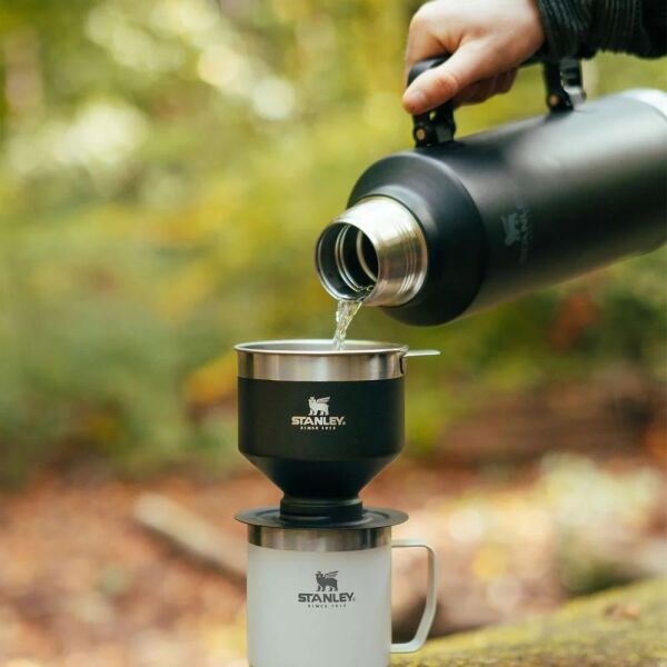 Stanley Klasik Vakumlu Paslanmaz Çelik Termos 2.3 Lt SİYAH